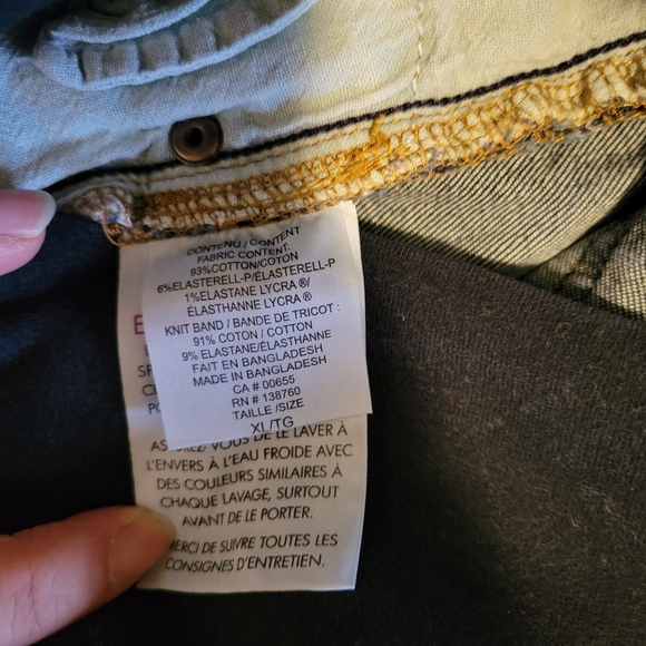 Thyme Maternity Jeans - Picture 4 of 4